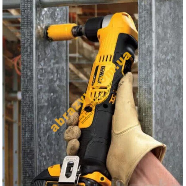 Аккумуляторная угловая дрель-шуруповерт DeWALT DCD740NT