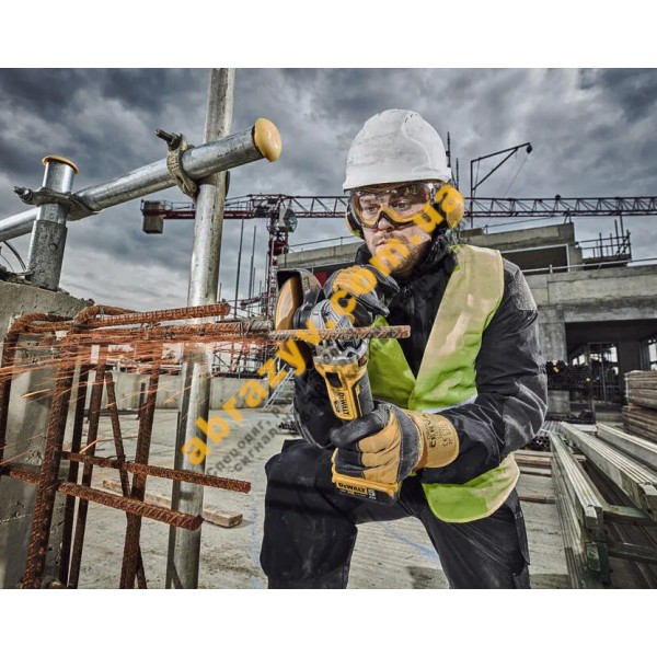 Угловая шлифмашина (болгарка) DeWALT DCG405P3 аккумуляторная