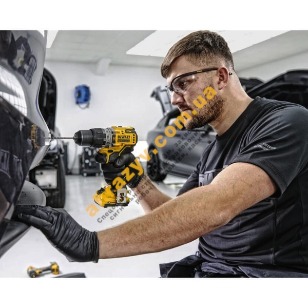 Дрель-шуруповерт бесщёточная DeWALT DCD706D2 ударная